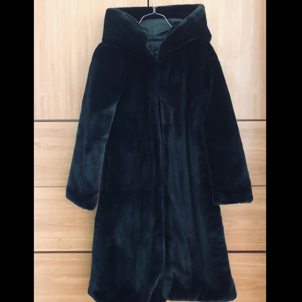 Fhillinuo faux black fur coat